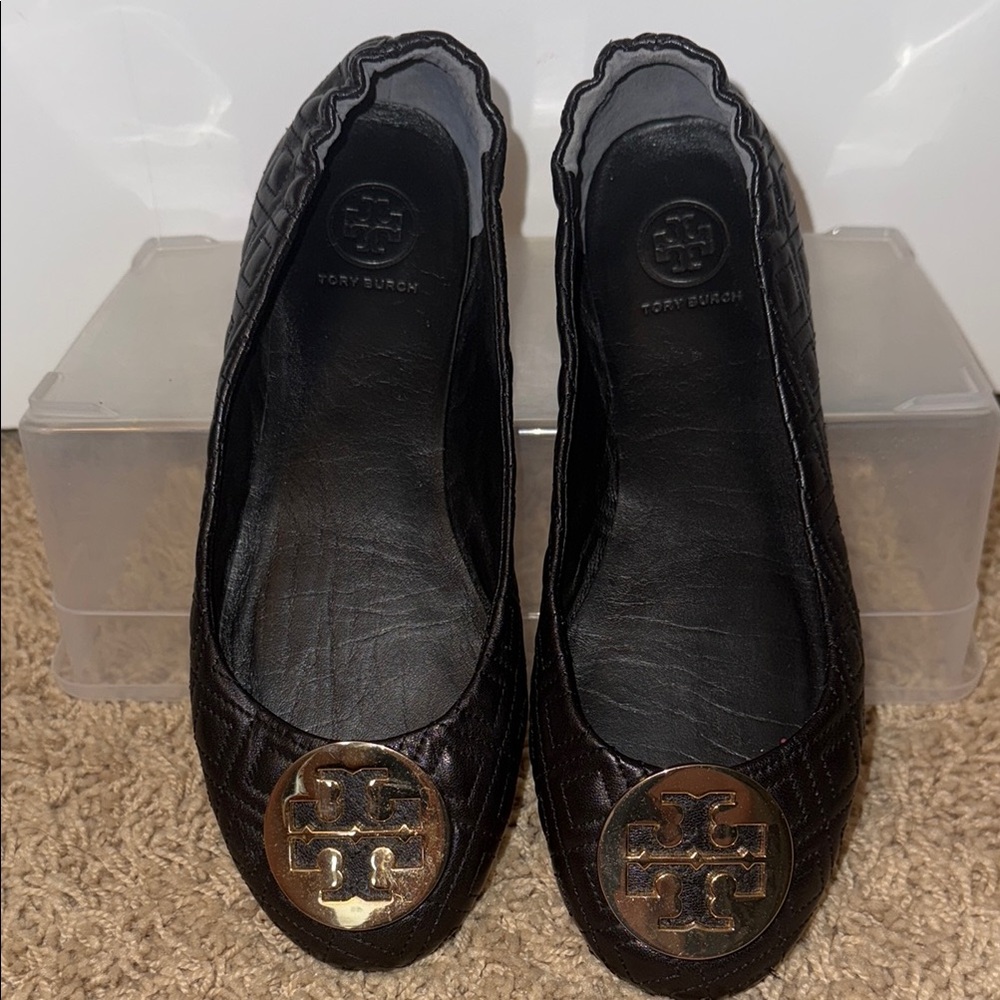 Tory Burch Black Leather Ballet Flats with Gold Medallion